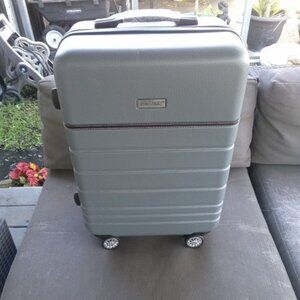 NWOT CRG Prestige luggage - Local Only Sale